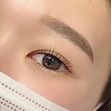 【赤坂】≪社会保険完備≫≪月給28万円≫≪月8日休み≫≪土日希望休OK≫頑張った分はしっかり歩合で還元!!トレンドを抑えた幅広い技術を学べるおしゃれサロン！「眉毛／まつ毛パーマ専門店 L lash（マユゲマツゲパーマセンモンテンエル ラッシュ）」からアイリスト（まつげパーマ・アイブロウ）の求人☆★☆