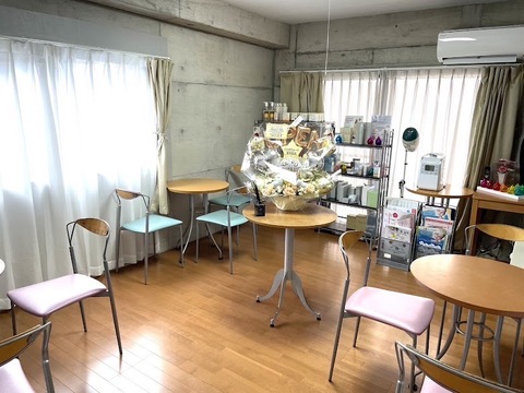 【武之橋】≪社会保険完備・基本残業なし・研修中も給与あり・月8日休み≫整った研修制度と安心の働きやすさがオススメ！丁寧なカウンセリングと高い技術が大人気！多くのリピーターで溢れるサロン「GRASA VOGUE 鹿児島店（グラサヴォーグカゴシマテン）」からエステティシャンの求人☆☆