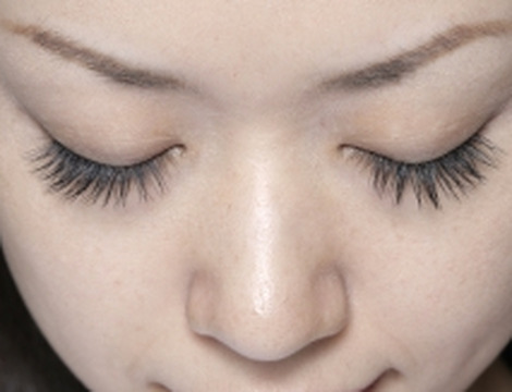 【大和八木】≪社会保険あり≫≪産休・育休実績あり≫≪正社員・準社員制度あり≫コンテスト優勝者、認定インストラクターなど安全で質の高い技術が自慢！しっかりしたアイリストを目指すなら「WEED by Salon de Olive 橿原店（ウィードバイサロンドオリーブカシハラテン）」からアイリスト（まつげエクステ・まつげパーマ・アイブロウ）の求人☆☆