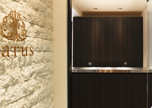 【旧居留地・大丸前】入客チャンスあり♪今までの経験を活かして一緒にサロンを盛り上げていきませんか 一人一人を大切にしたいと思いを持ったオシャレサロン¨carus hairdressing（カリュス ヘアドレッシング）¨からJr.スタイリスト、スタイリスト（美容師）の求人☆★