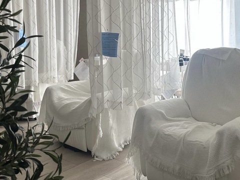 【六本木】≪完全週休2日制≫≪土日休みOK≫≪未経験・新卒生OK≫≪昇給あり≫≪美容代支給≫≪ネイル・髪色自由≫働きやすさ抜群のメンズアイブロウ専門店！勤務時間が短く、残業も一切ありません！早期デビューを目指したい方へもおすすめの「ルアン六本木店 本館（ルアンロッポンギテンホンカン）」からアイブロウリストの求人☆☆