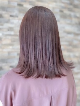 【目黒駅】≪営業時間内レッスンOK≫≪最短1年でデビュー可能≫≪住宅手当あり≫基本は営業時間内のレッスンオンリー！無理のないペースでスタイリストを目指すことができます！「STUDIO 21（スタジオニジュウイチ）」からアシスタント（美容師）の求人☆★