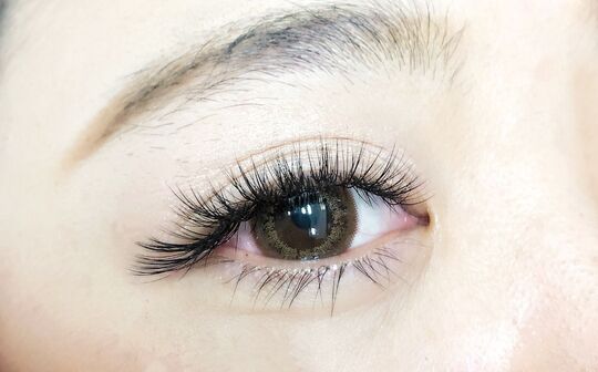 【四ツ橋】≪第1・3日曜定休≫社会保険完備・早番18:00迄・お休みもしっかりとれてプライベートも充実させながら活躍できる環境！”Granverger（グランヴェルジェ）”からアイリスト（アイデザイナー・まつ毛エクステ）の求人★☆★