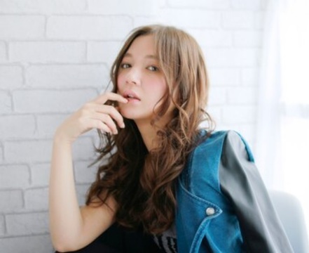 【東三国】≪最低保証あり≫≪交通費支給あり≫集客抜群でスタッフの平均報酬月35万円以上！頑張り次第で70万円以上も可能です！掛け持ちでもマンツーマンでOK！ライフスタイルに合わせた勤務が可能な自由度も高いお店です！「Neo hair 東三国（ネオへアーヒガシミクニ）」からスタイリスト（美容師）の求人☆★