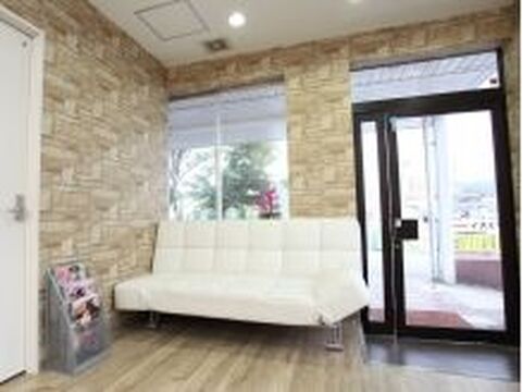 【昆陽里】≪週1日、2時間以上から勤務OK≫≪土日休みも相談可能≫パート・アルバイトさん大募集中！アットホームな雰囲気のサロンで働きやすい環境が整っています。REGO（レゴ）からスタイリスト（美容師）の求人☆★