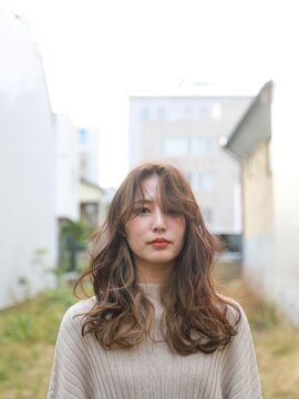 【駅家】≪高月給スタート・第3日曜日休・社会保険完備≫年間休日105日以上で働きやすい環境を創っています！！スタッフ満足度を高め長くお仕事できる環境を作っているヘアサロン「coco・labo（ココラボ）」からスタイリスト（美容師）の求人☆★