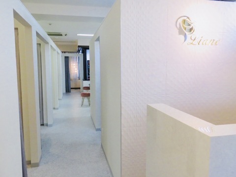 【天神】≪日曜定休・営業時間19時迄・全席半個室・まつエクなし・エステメニューあり≫長く働きやすいアットホームな環境です！一人一人に合った提案と高い技術力が多くの女性に愛されるサロン「Liane（リアン）」からアイリスト（まつげパーマ・アイブロウ）の求人☆☆