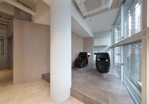 【南船場】≪月給22万円≫≪月8日休み≫≪社会保険完備≫≪営業中レッスンにより早期デビュー！≫こだわり抜いた薬剤・商材を取り扱うノンダメージサロンとして、髪質改善に特化した人気ヘアサロン！「dipty MOILA（ディプティモイラ）」からアシスタント（美容師）の求人☆★☆