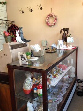 【和泉中央】≪完全週休二日制≫≪月給23万円スタート≫仕事もプライベートも充実させていきましょう！お客様との距離が近く店内はいつも明るい雰囲気！お客様としっかり向き合う髪質改善サロン「Andante（アンダンテ）」からスタイリスト（美容師）の求人★☆