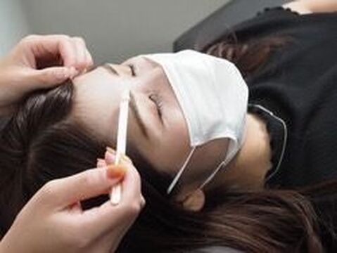 【大日】≪月給25万円〜≫≪早番は18時まで≫≪実動8時間のシフト制≫≪社会保険完備≫≪交通費全額支給≫施術時間にゆとりがあります！今後の店舗展開の為スタッフを大募集！「Salon de ramu（サロンドラム）」アイリスト（アイデザイナー・まつ毛エクステ）の求人★☆