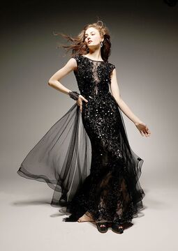 【天満橋】≪完全週休2日制≫≪実働8時間≫≪社会保険完備≫憧れのブライダル業界で働ける！！美容師とブライダルヘアメイクで活躍できる体制があります「LA-BELA 天満橋 京阪シティモール（ラベーラテンマバシケイハンシティモール）」からアシスタント（美容師）の求人☆☆