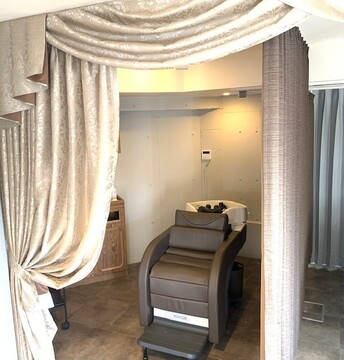 【六甲】≪完全週休2日≫≪時短社員も可能≫≪土日祝休みOK≫≪社会保険完備≫≪産休育休実績あり≫正社員or時短社員で選択できるので、お子さんがいらっしゃる方でも安心！「Rely Ofa（レリーオーファ）」からスタイリスト（美容師）の求人☆☆