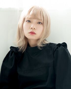 【東舞鶴】≪業務委託…週3日〜、1日3時間〜相談可≫≪正社員…月8日休み・社会保険完備≫ライフスタイルに合わせた働き方ができます！集客も好調でしっかり稼げる「Luxtz（ラグズ）」からスタイリスト（美容師）の求人☆★☆