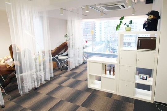 【四ツ橋】未経験からOK☆新卒生歓迎☆実働8時間☆スクール併設で技術力の高いサロン♪”BONITO（ボニート）”からアイリスト（アイラッシュ・まつ毛エクステ）の求人☆