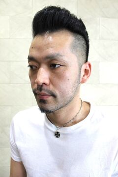 【扇町】≪月7,8日休み≫≪社会保険完備≫≪最短2年でデビュー可能≫≪平均退社時間20時≫≪入客チャンスあり≫≪脱毛、エステスタッフも同時募集≫営業時間内にレッスン可能！！大人の男性から大人気の隠れ家バーバーサロン！「T’s gallery -for men’s-（ティーズギャラリーフォーメンズ）」から理容師（理容室）の求人☆★