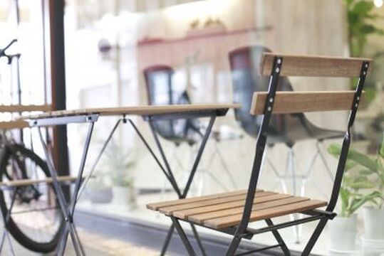 【ぶらくり丁】個性を伸ばす指導体制！似合わせとカット技術に自信アリ♪興味をもてるよう関わるので、楽しく美容ができるサロンです！撮影にも取り組んで行きますよ☆アシスタント（美容師）の求人☆★