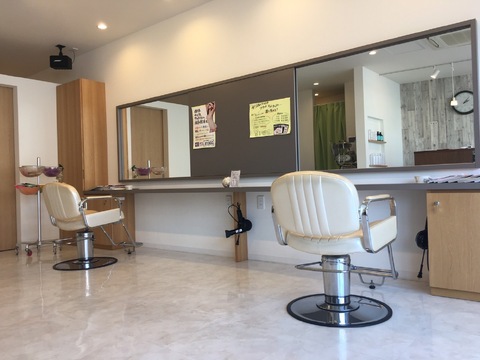 【春日市昇町】業務委託＆面貸し大募集！！地域のお客様とスタッフに愛されるサロンへ！働きやすさを追求していきます！！OZ hair design（オズ ヘアー デザイン）からスタイリスト（美容師）の求人★☆