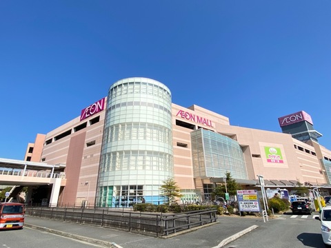 【九大学研都市駅】≪月給24万円以上・社会保険完備・入客チャンス≫毎月新規2桁保証！スタッフを大切にし、信頼されるサロンで技術を磨きませんか？「La Luuf イオン伊都店（ラルーフイオンイトテン）」からスタイリスト（美容師）の求人☆★