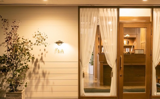 【加木屋中ノ池】◆完全週休2日制・社会保険完備・20時までに退勤可能・寮あり・着付けやメイクも学べる◆自主性を尊重したスタッフファーストなサロンです！無理なく働ける温かい雰囲気で、心身の負担も少ない！「and.I'sm（アンドアイズム）」からアシスタント（美容師）の求人★☆