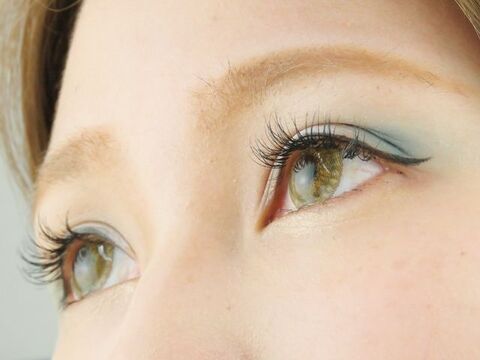 【矢野】≪福利厚生〇≫入客チャンスあり！整った福利厚生で長く働ける会社をテーマに！チームワークを大切にしたトータルビューティーサロン！”Charoite フジグラン安芸店（チャロアイト フジグランアキテン）”からアイリスト（アイデザイナー・まつ毛エクステ）の求人☆☆