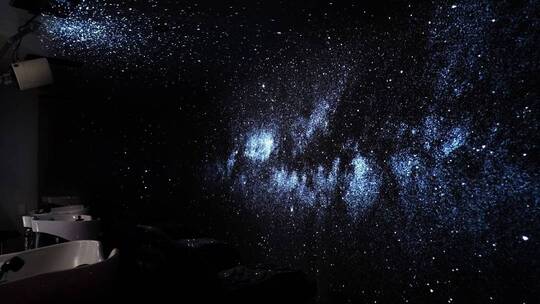 【自由ヶ丘】≪ヘッドスパ専門店≫≪研修制度あり≫≪社会保険完備≫カットは自信ないけど美容師を続けたい方のオススメ！「頭皮の健康」や「美髪作り」に寄り添ったメニューをお客様に提供！「BLOOMA（ブルマ）」からスパニスト（美容師）の求人☆★