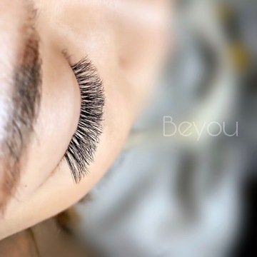 【西院】≪未経験、新卒生OK≫≪お客さんが入らなければ17:30退勤OK≫≪実働8時間＋休憩1時間30分≫≪日曜休み月3～4日取得可能≫余裕ある施術枠でスピードではなく、技術のクオリティでお客様に愛されております「Be you（ビー ユー）」からアイリスト（まつげエクステ・まつげパーマ・アイブロウ）の求人☆☆