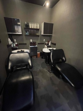 【桜木町】≪確定申告補助あり≫ ≪選べる働き方≫≪ブランクがある方も安心のサポートあり≫≪ママさんの応募も歓迎！≫優しいスタッフとあたたかな雰囲気のサロンで、落ち着いて働ける！「Flower（フラワー）」からスタイリスト（美容師）の求人☆☆