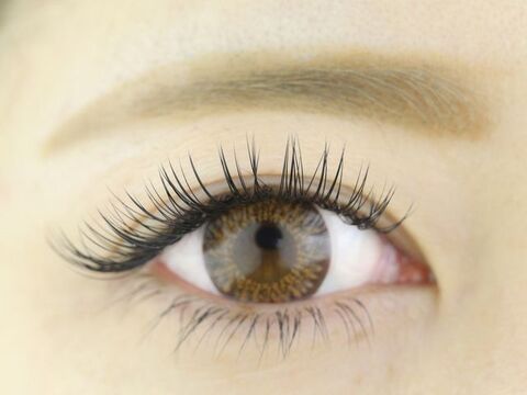 【三条】≪土日休み月2回OK≫≪社会保険完備≫≪モデル集めサポートあり≫個々の成長に合わせた教育体制でアイリストデビューが目指せます！「Bello eyelash 三条店（ベローアイラッシュサンジョウテン）」からアイリスト（まつげエクステ・まつげパーマ・アイブロウ）の求人☆☆