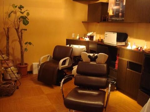 【御坊】未経験・通信生・新卒生歓迎♪これから美容師を目指す方を応援します！「環境にも、お客様にも優しく」をコンセプトに「癒し」を提供しているロハスなサロン『ANGIE』からアシスタント（美容師）の求人☆★