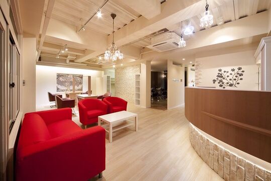 【三田】≪入客チャンスあり≫≪社会保険完備≫新規のお客様をお任せします！今よりも更に成長出来る環境のあるサロン「OLIVE hair feel（オリーブヘアーフィール）」からスタイリスト（美容師）の求人☆★