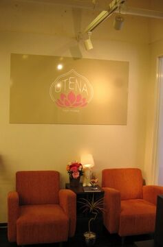 【松屋町】経験の浅い方も大歓迎♪着付も学べるので、興味のある方は必見！！住宅街にある、隠れ家的存在のサロンhair make UTENA (ヘアメイク　ウテナ)からアシスタント(美容師)の求人☆☆