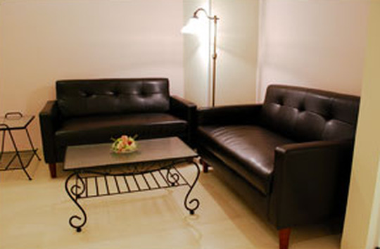 【東梅田】≪実働8時間≫≪月8日休み≫≪日曜休みOK≫≪社会保険完備≫入客数が多く、頑張った分還元される！連休も取得可能なので、旅行好きの方にもおススメ！「macherie（マシェリ）」からネイリスト（ネイル）の求人★☆