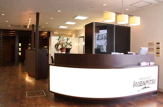 【岸和田】≪だんじり休暇あり★≫メリハリ付けて働ける★幅広い年齢層のお客様に支持されるアットホームサロン「IROENPITSU NEXT（イロエンピツネクスト）」からスタイリスト（美容師）求人★☆