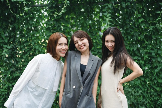 【京橋】≪社会保険完備≫≪完全週休2日制≫≪半個室≫商材は全てオーガニック専門商品を使用！白髪染め＆髪質改善特化サロン「ORGA（オルガ）」からスタイリスト（美容師）の求人☆★☆