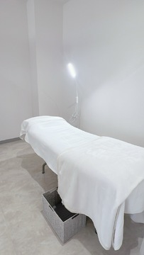 【大橋駅】≪月8日休み・社会保険完備・土日祝の営業時間は19時まで・実働8時間・指名料は全額還元・制服勤務、私服勤務の選択OK・業務委託や店長候補も大歓迎・東京に系列店舗あり≫頑張った分しっかり稼げます！福利厚生が充実しどんどん入客出来る環境が整っているトータルビューティーサロン「CERINA（セリーナ）」からアイリスト（まつげエクステ・まつげパーマ・アイブロウ）の求人☆☆