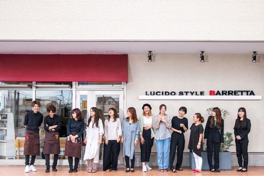 【JR長浜駅】≪月8,9日休み≫≪社会保険完備≫≪営業内レッスン≫レディースブース、メンズブースが分かれているのがおすすめポイントです！「LUCIDO STYLE BARRETTA（ルシードスタイルバレッタ）」からアシスタント（美容師・理容師）の求人★☆