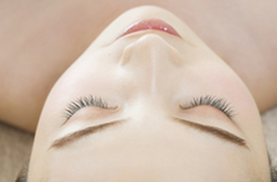 【出来島】≪社保完備≫≪休暇しっかり≫≪人間関係良好≫駅からすぐの路面店！温かいスタッフが集う地域の方に愛されているぬくもりあるサロン！アットホームな空間が魅力的なサロン「E~volve（エヴォーヴ）」からアイリスト（アイデザイナー・まつ毛エクステ）の求人☆☆