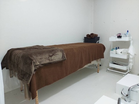 【四ツ橋】≪研修中も給料発生≫≪土日祝休みの取得可能≫≪髪色ネイル自由≫半日出勤なども柔軟に相談可能！エクステメニューが大人気のトータルビューティーサロン「Beauty Salon Rulla（ビューティーサロンルーラ）」からアイリスト（アイデザイナー・まつげエクステ）の求人☆☆