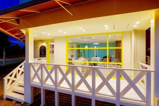 【城野】◆社会保険完備◆毎月有給を使えるのでプライベートも充実できます♪お客様はもちろん働くスタッフさんの満足度を大切にしている人気のヘアサロン「女性専用サロン ココロニコル（ジョセイセンヨウサロンココロニコル）」からスタイリスト（美容師）の求人☆★☆