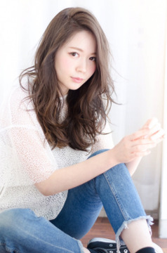 【香里園】≪社会保険完備！月8日休み！住宅手当あり≫カット入客チャンスも多く、今までの経験を生かしながら働けます！気さくなスタッフさんも魅力で長く勤めていきたい方にピッタリのサロンAnzu Glow 香里園店（アンズグロウコウリエンテン）からスタイリスト・Jr.スタイリスト（美容師）の求人☆★