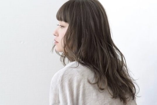 【表参道】≪アカデミーでしっかり学べる≫≪最短2年でデビュー可能≫抜群の集客力がウリの人気サロン！教育体制の整ったサロンでクオリティの高い美容師さんを目指すことができます！「DAL．（ダル）」からアシスタント（美容師）の求人☆★