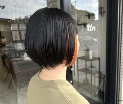 【六十谷】≪完全週休2日≫≪日曜休みあり≫≪有給休暇あり≫≪月給23万円＋歩合≫≪社会保険完備≫幅広い層に愛される地域密着サロンです！髪質改善、デザインカラーなど単価を上げれるメニューも豊富です。パートは平日のみでもOKです！「Un（アン）」からスタイリスト（美容師）の求人★☆