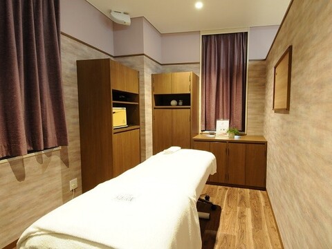 【元町】≪社会保険完備≫≪産休育休取得実績あり≫≪家賃補助あり≫実働8時間・土日休みの取得OKなど働きやすい環境です！フェイシャル・痩身に特化したエステサロン「ESTHE STATION 三宮店（エステステーションサンノミヤテン）」からエステティシャンの求人☆★