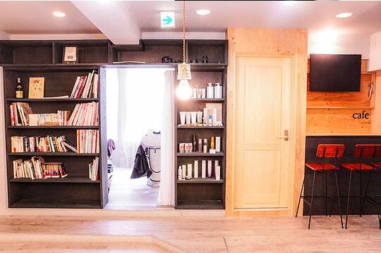 【淡路】≪自由出勤制≫高単価のフリーランスサロン。シェアサロンとしての利用もOK。個人に合った働き方が叶うサロン。「THE MAISON sugahara（ザメゾンスガハラ）」からスタイリスト（美容師）の求人☆★