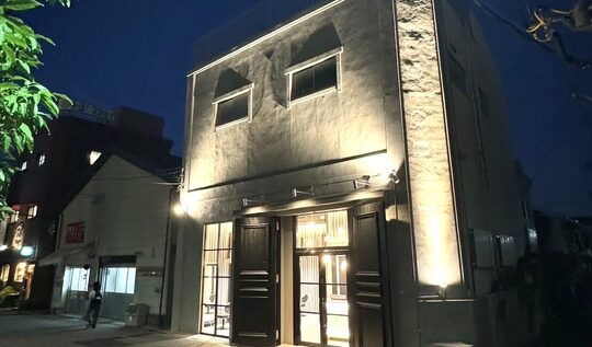 【中津】≪社会保険完備≫≪最短1年デビュー≫≪特別休暇あり≫店舗展開しているトータルビューティーサロン！待遇面抜群！働きやすい環境が整っている！撮影に興味ある方にも◎「Lolonois 中津（ロロネー ナカツ）」からアシスタント（美容師）の求人☆★