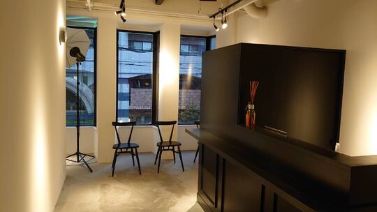 【烏丸御池】≪完全週休2日制≫≪デビューまで最短2年≫≪社会保険完備≫営業時間内レッスンOK！休日や福利厚生面も充実！安心して働けます！「ANNE SHIRLEY（アンシャーリー）」からアシスタント（美容師）の求人☆☆