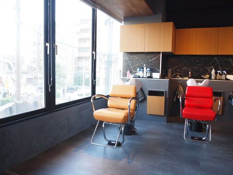 【北巽】≪完全週休二日制≫出勤スタッフ以上予約はとらないので、一人のお客様にしっかり関わって行けますよ！丁寧な接客、施術で人気の髪質改善サロン「Maru hair design 北巽店（マルヘアーデザインキタタツミテン）」からスタイリスト（美容師）の求人☆★