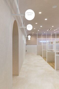 【東刈谷】◆月最大40万円保証あり・土日休み可能◆TVやSNSでも話題のオリジナルトリートメントが人気！平均12000〜15000円の単価で無理な入客をしなくても稼げるサロンです！美容師としての価値を高めていきたいならココ！「BOTANIUM.Hk by Rr SALON 東刈谷（ボタニウムドットハイクバイアールサロン）」からスタイリスト（美容師）の求人★☆