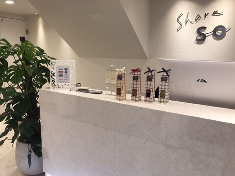 【京阪守口市】≪社保完備・高歩合・有給完全消化 ≫地域密着型で幅広い層のお客様に人気！スタッフの意見を大切にしてくれる「Share so（シェアソ）」よりアイリスト（まつげエクステ・まつげパーマ）の求人☆☆