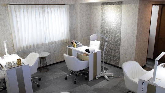 【鶴見駅】≪ブランクのある方も歓迎！≫≪社員登用制度あり≫≪時給にプラスして歩合給がつきます≫パートアルバイトでも効率よく稼ぐことができるサロン「ARTEMIS Total Nail Beauty（アルテミス トータル ネイル ビューティー）」からネイリストの求人☆☆